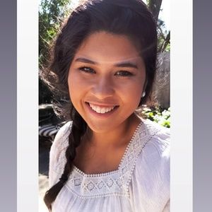 Meet your Posher, Sophee